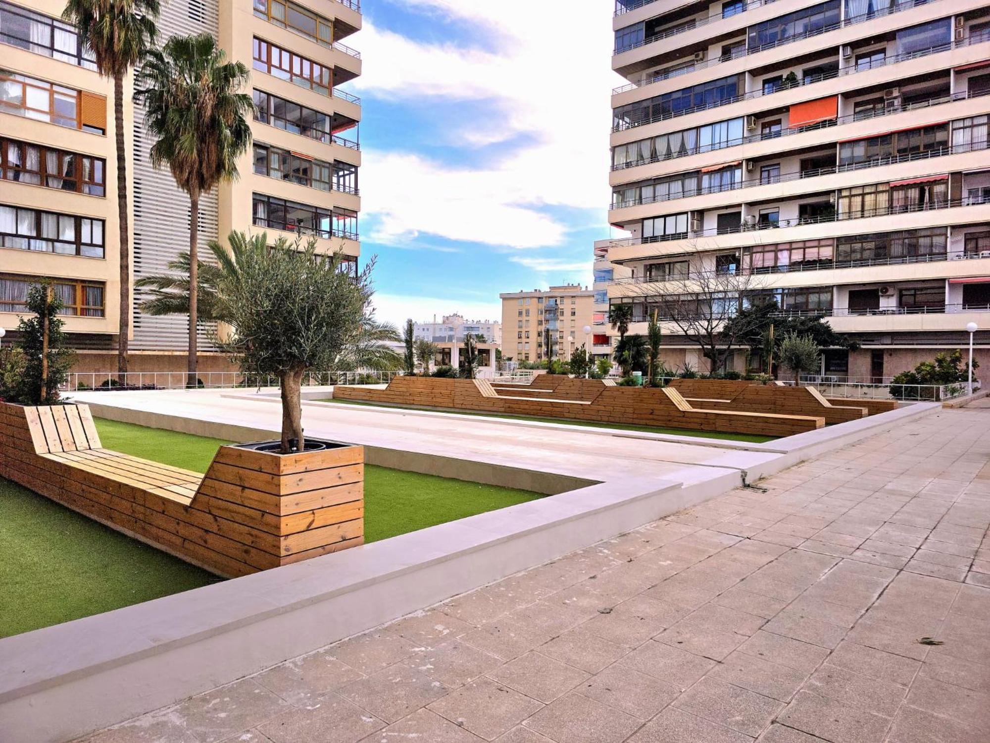 Nogalera Rainbow 2-Bedroom Apartment, Pool And Parking By Namaste Elite Торремолинос Экстерьер фото