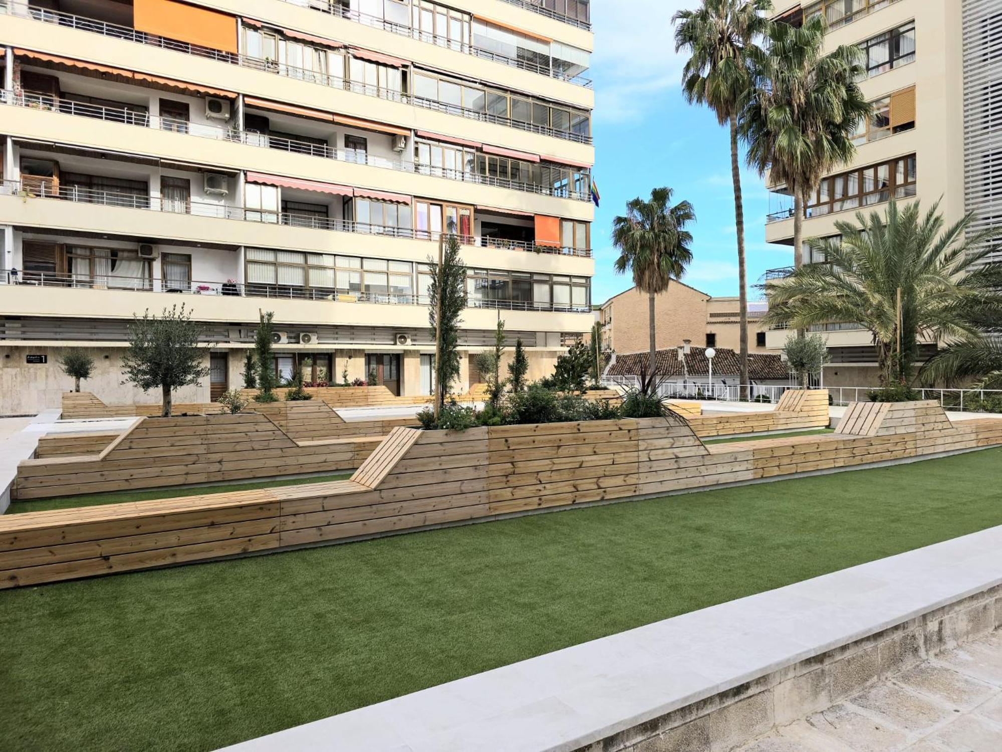 Nogalera Rainbow 2-Bedroom Apartment, Pool And Parking By Namaste Elite Торремолинос Экстерьер фото